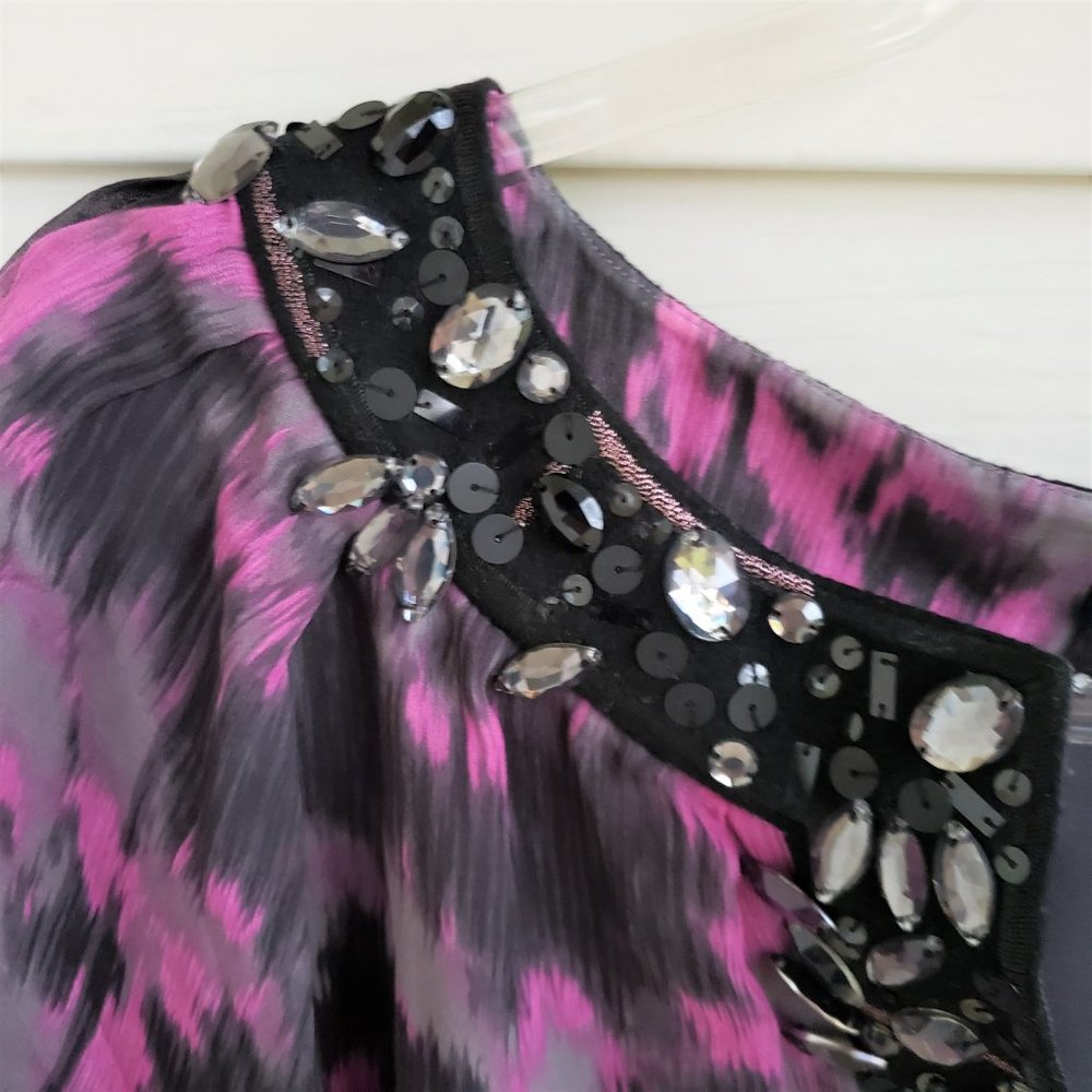 Magaschoni collection Bead embellished V neck Shirt - Picture 4 of 6